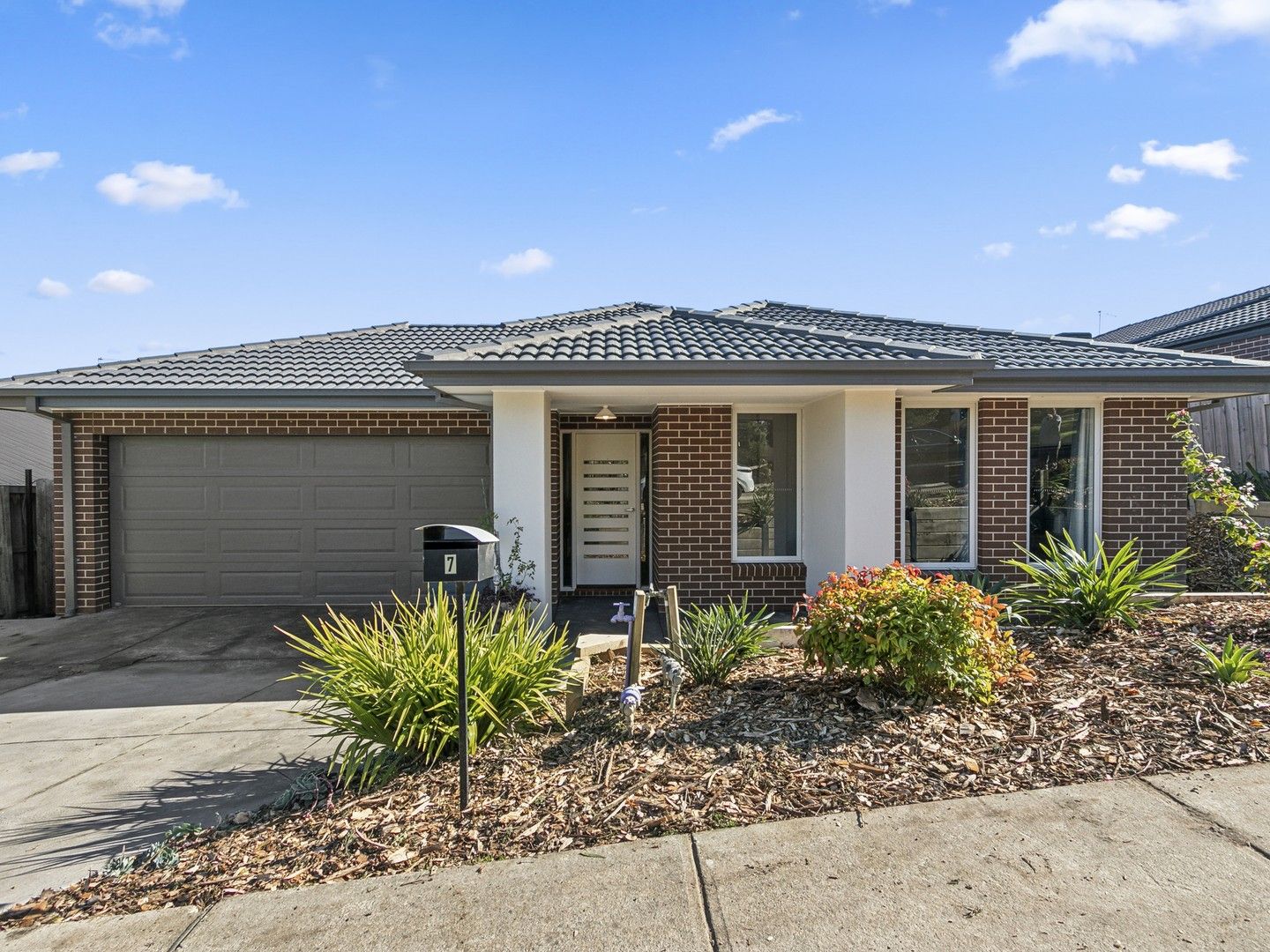 7 Cowdray Crescent, Officer VIC 3809, Image 0