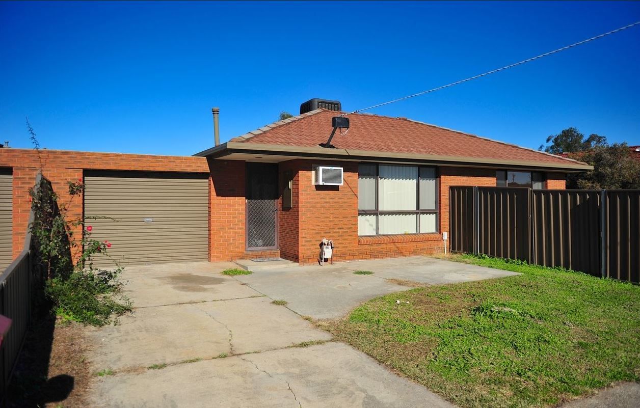 2 bedrooms Apartment / Unit / Flat in 2/65 Melrose Drive WEST WODONGA VIC, 3690