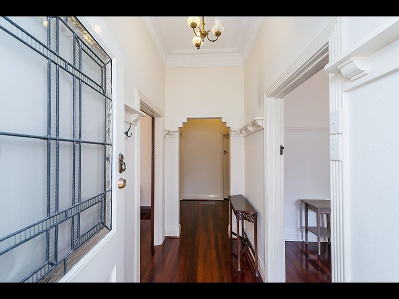 24 Market St, Kensington WA 6151, Image 2