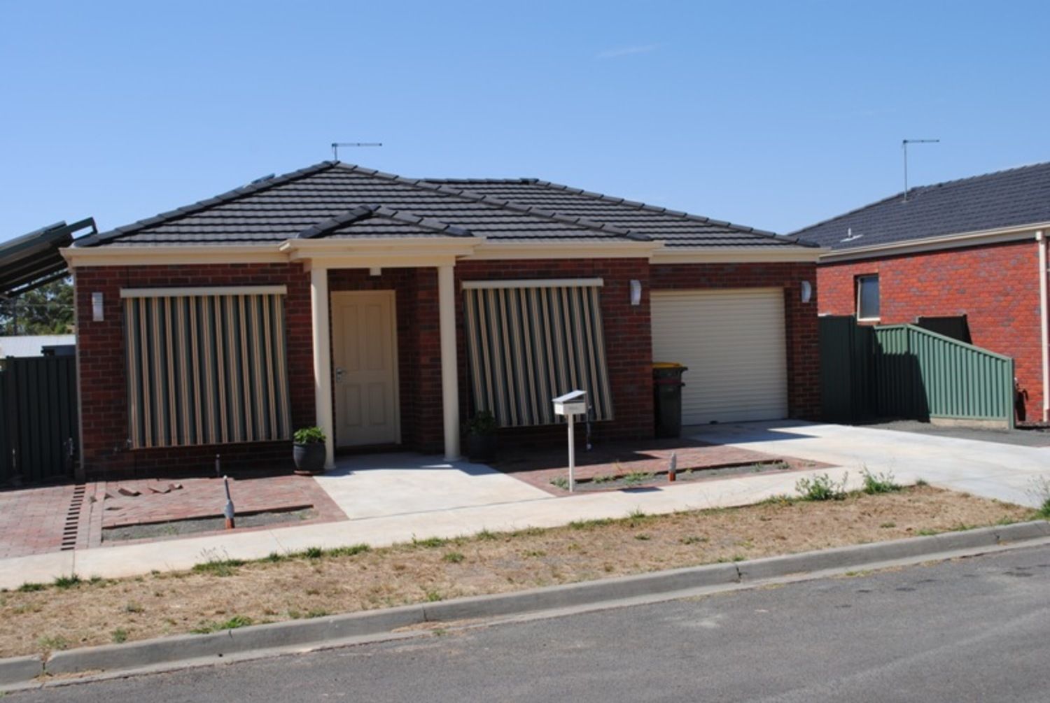12 Sydney Avenue, Maryborough VIC 3465 Townhouse For Rent Domain