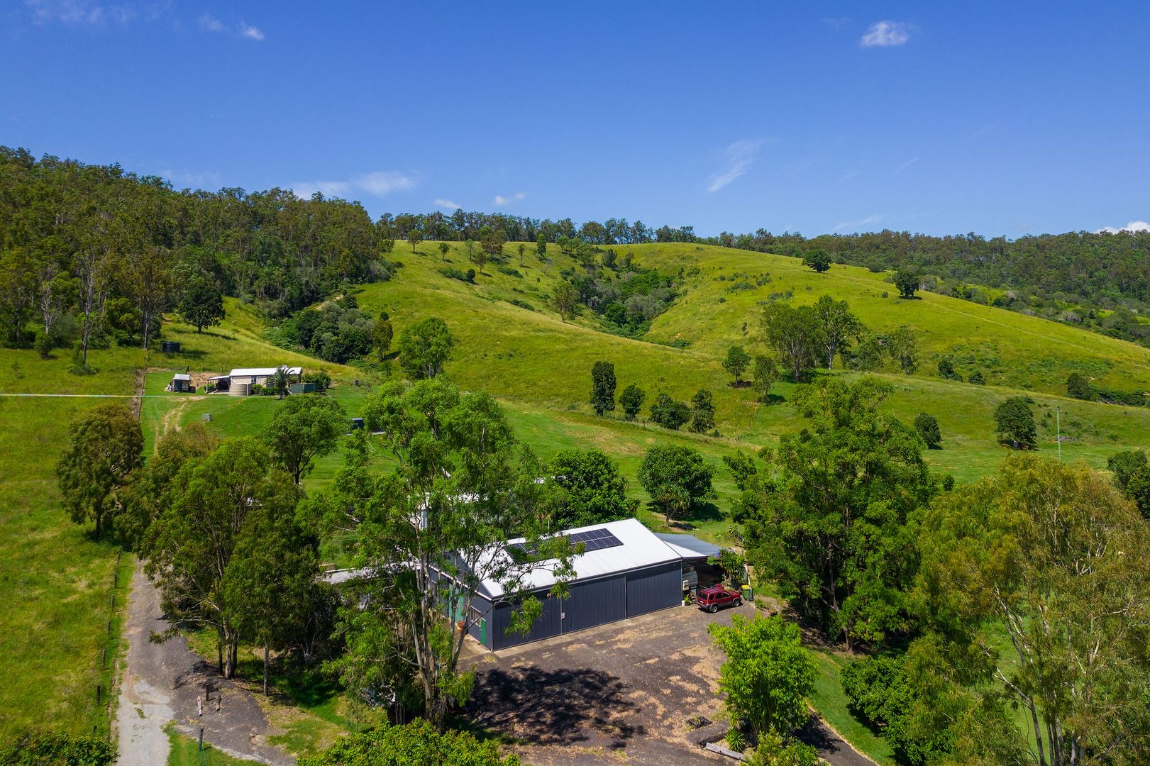 3 Spring Valley Road, Chatsworth QLD 4570, Image 2