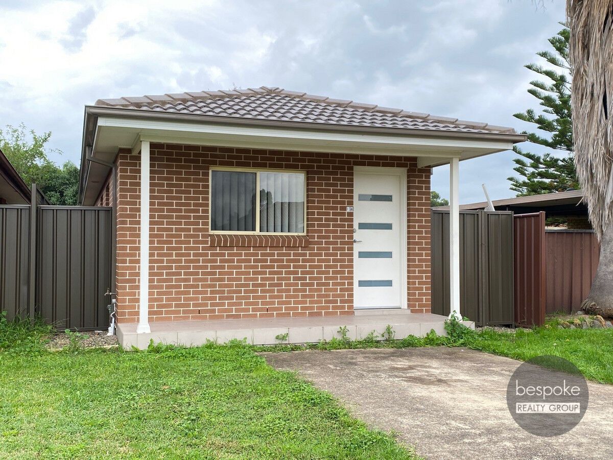 2 bedrooms Apartment / Unit / Flat in 13a Poppy Close CLAREMONT MEADOWS NSW, 2747