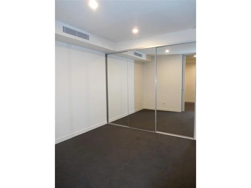 Additional image 6 of S403/77 Shortland Esplanade, Newcastle NSW 2300