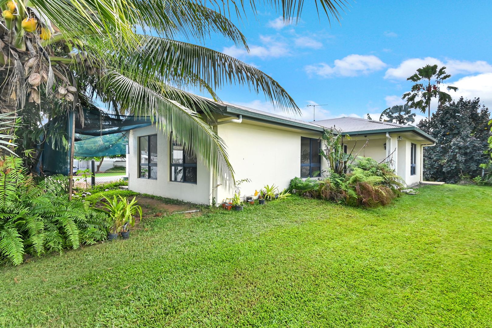 26 Borton Street, Balgal Beach QLD 4816, Image 1