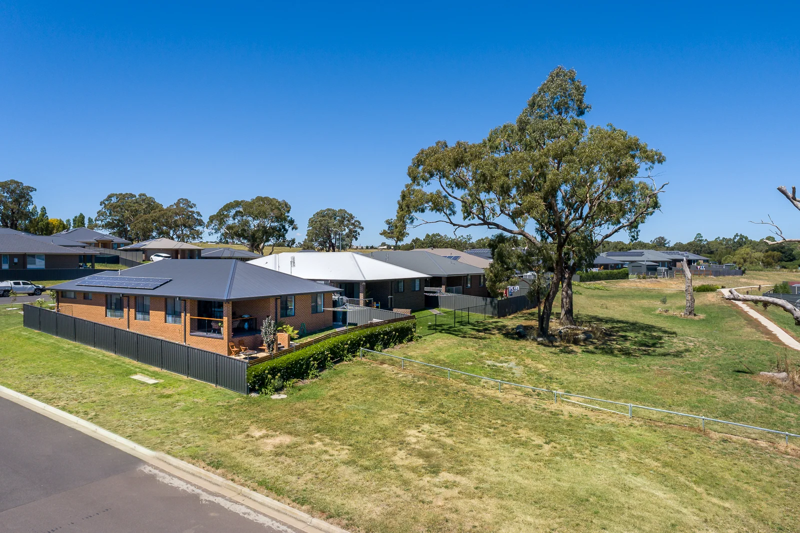 Additional image 13 of 2 Haywood Drive, Orange NSW 2800