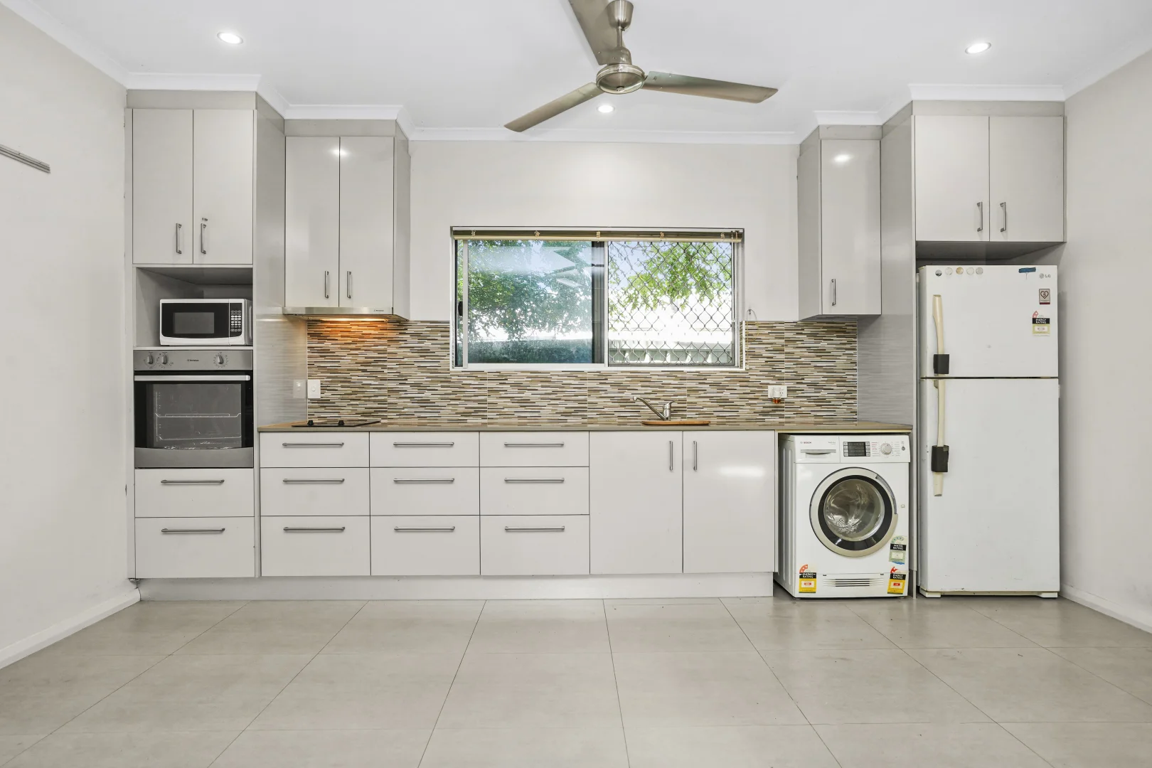 Additional image 18 of 82 Flametree Circuit, Rosebery NT 0832