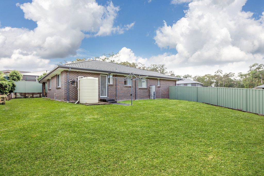 69 Magnetic Drive, Ashtonfield NSW 2323, Image 2