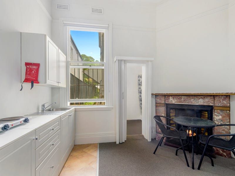 1 bedrooms Apartment / Unit / Flat in 2/382 Moore Park Rd PADDINGTON NSW, 2021
