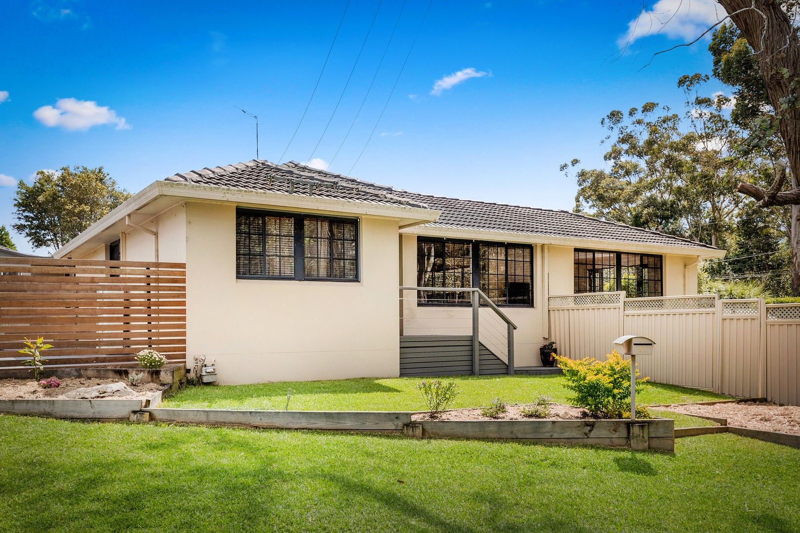 3 bedrooms House in 23 Eames Avenue BAULKHAM HILLS NSW, 2153