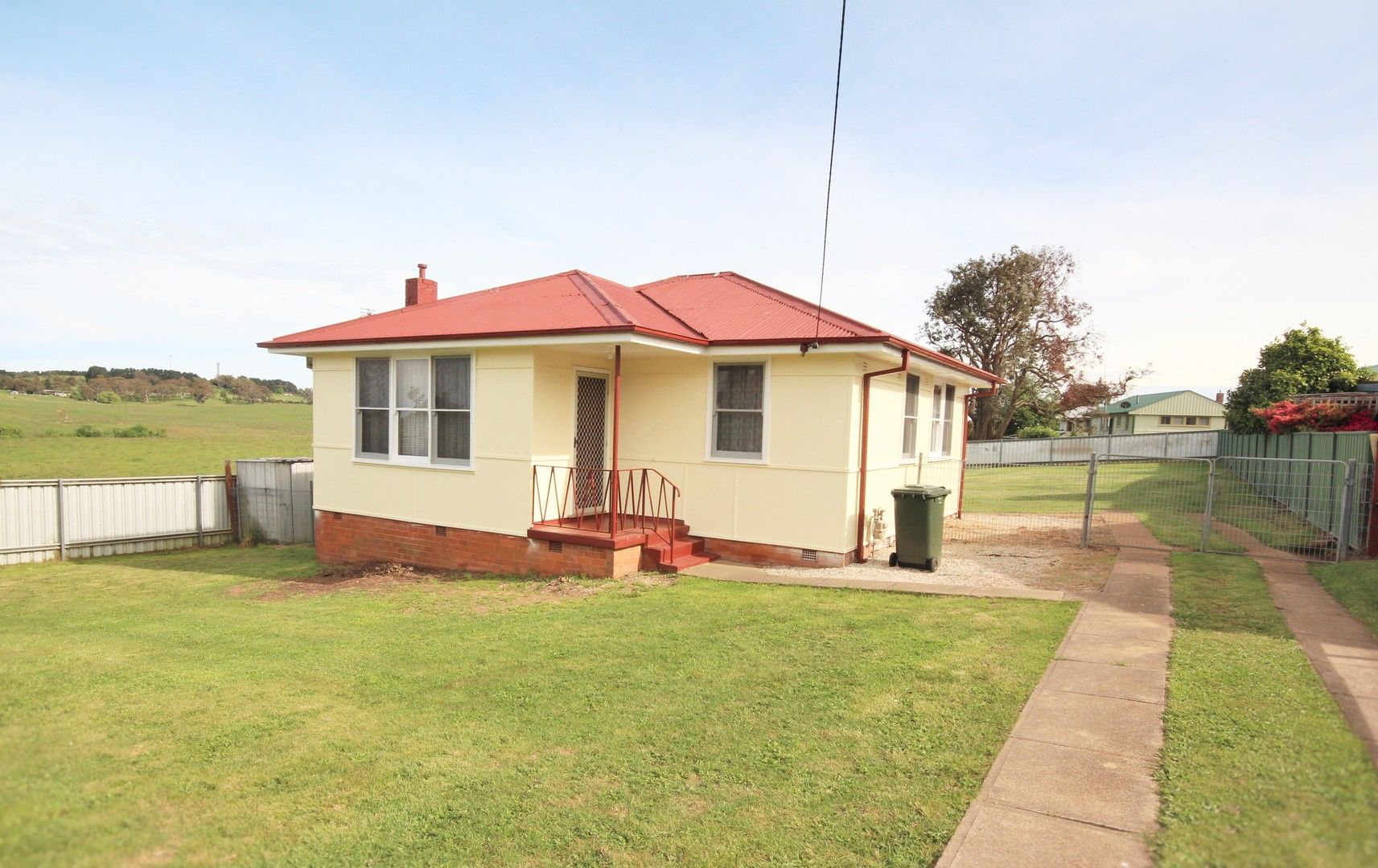 7 Bell Street, Oberon NSW 2787 House For Rent 300 Domain