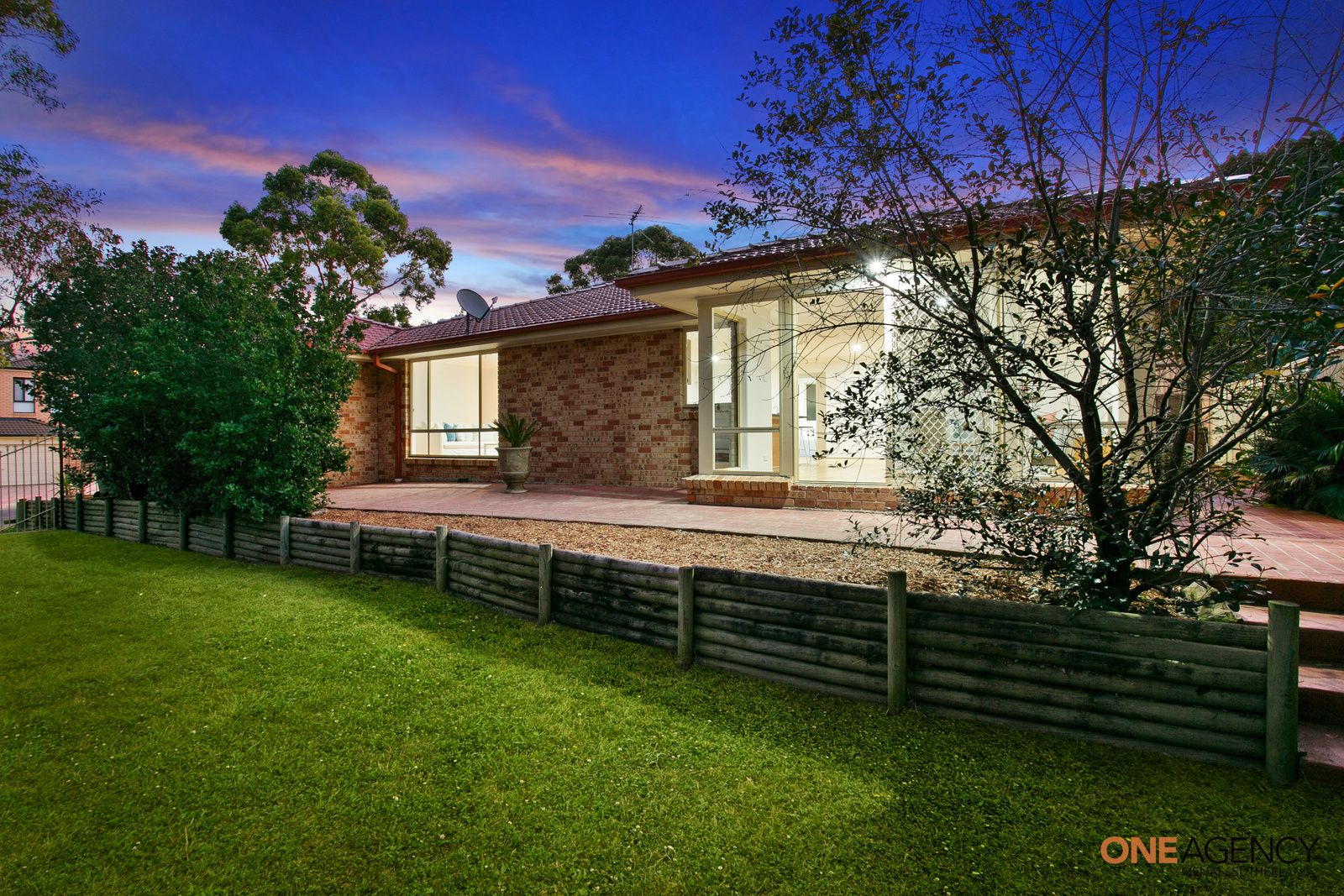 8 Parkwood Drive, Menai NSW 2234, Image 1