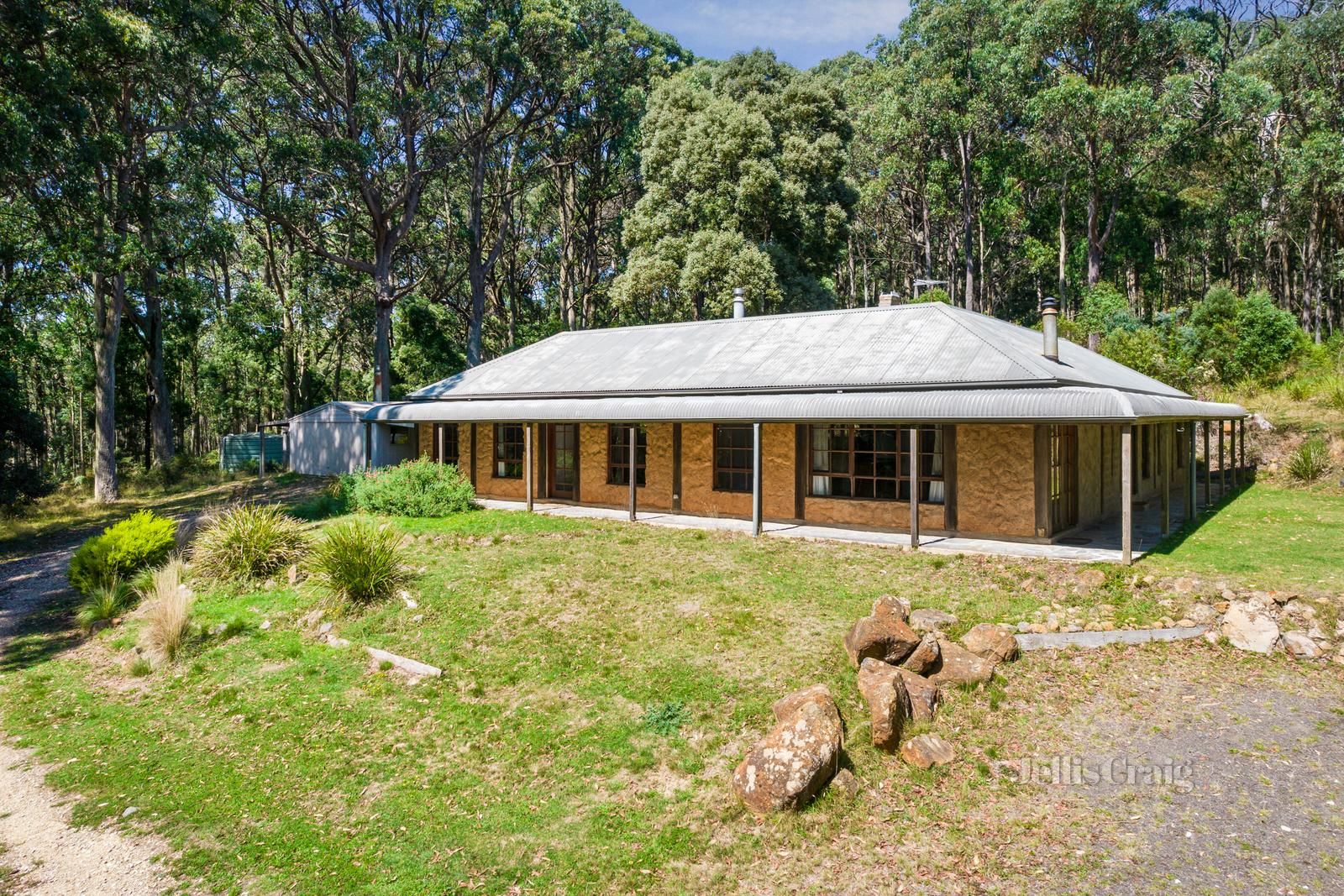 1383 Mount Macedon Road, Mount Macedon Property History & Address