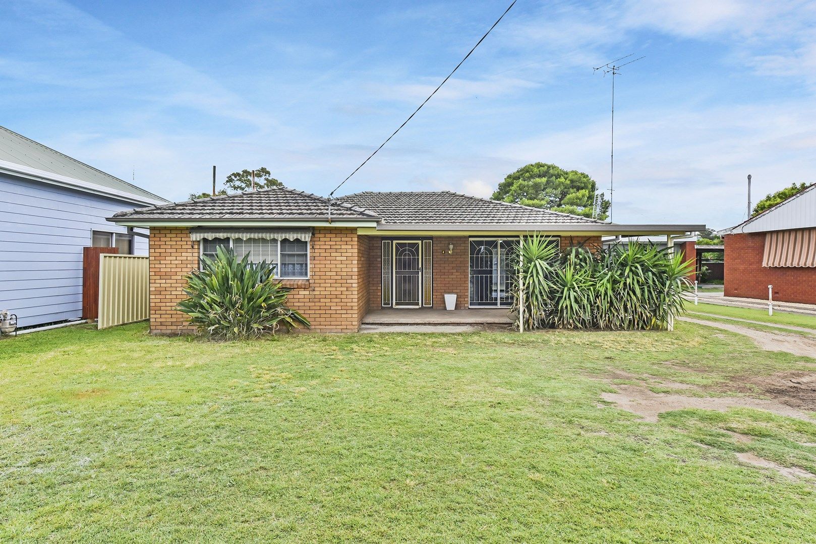 4 South Avenue, Cessnock NSW 2325, Image 0