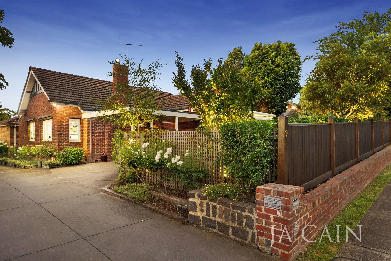 1/9 St Georges Crescent, Ashburton VIC 3147, Image 0