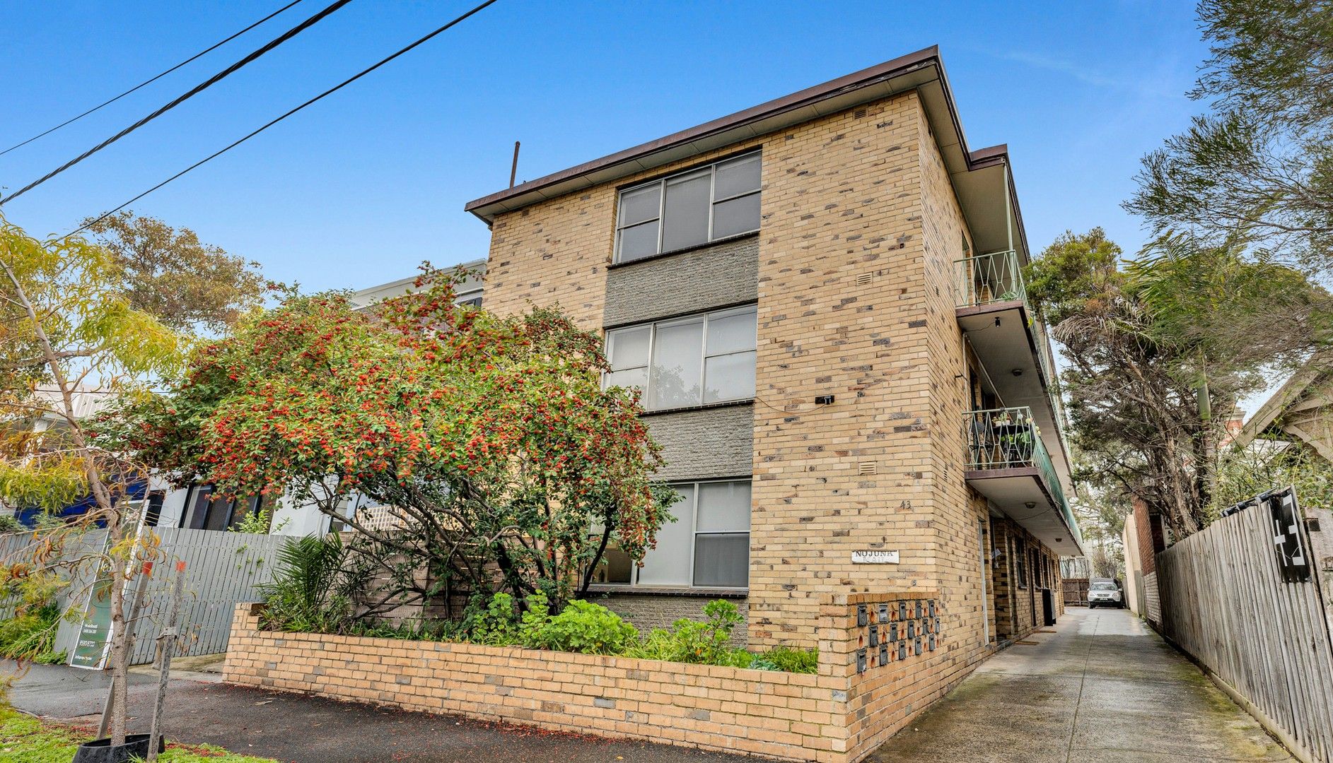 1 bedrooms Apartment / Unit / Flat in 11/43 Spenser Street ST KILDA VIC, 3182