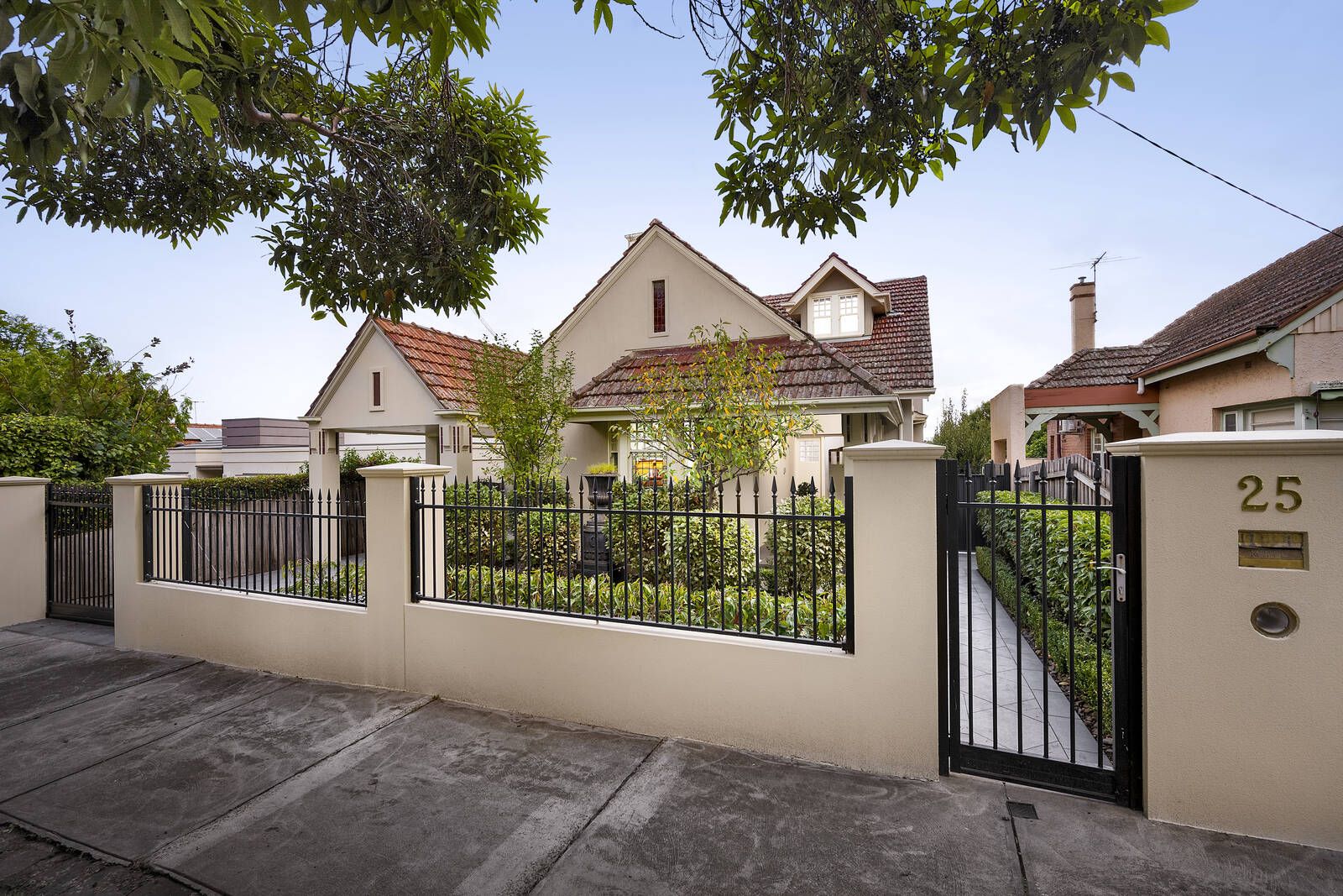 25 Locke Street, Essendon VIC 3040, Image 0