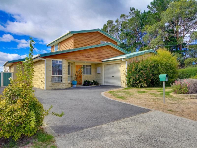 11 Dukes Court, Latrobe TAS 7307, Image 0