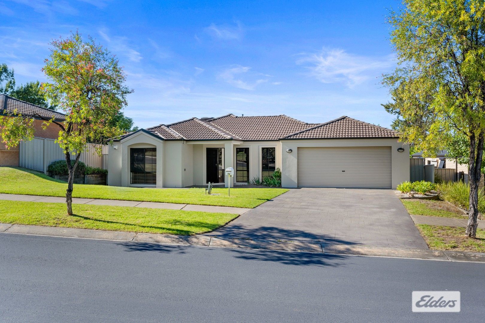 4 bedrooms House in 70 Barton Street WODONGA VIC, 3690