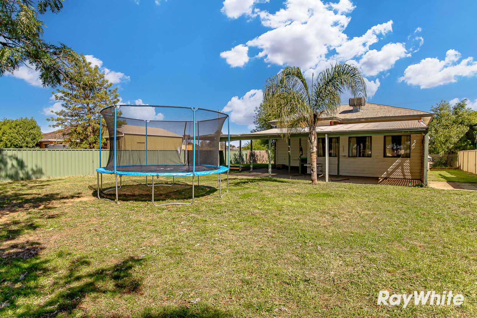 8 Mcpherson Street, Epsom VIC 3551, Image 2