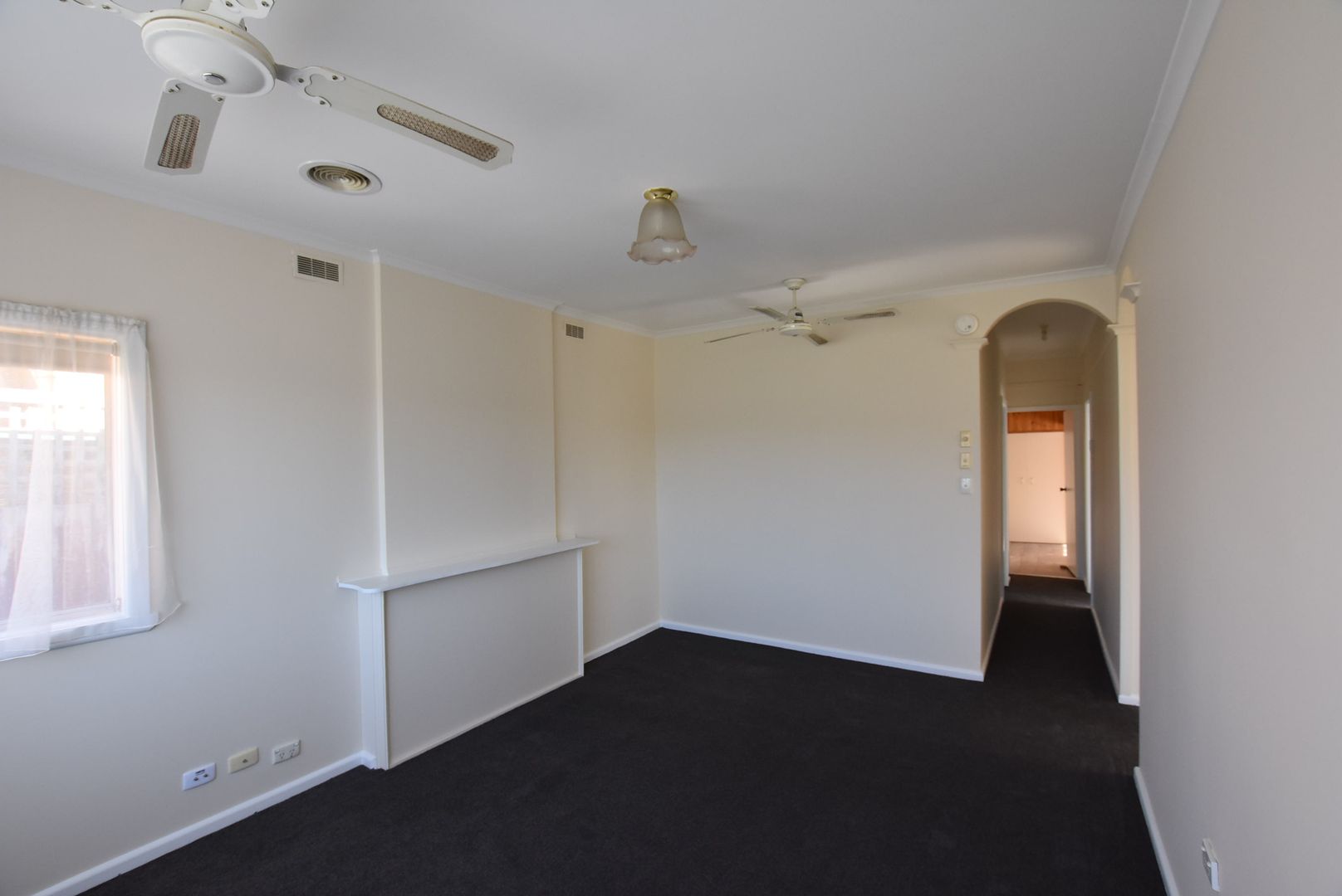 1/21 William Street, Newborough VIC 3825, Image 2