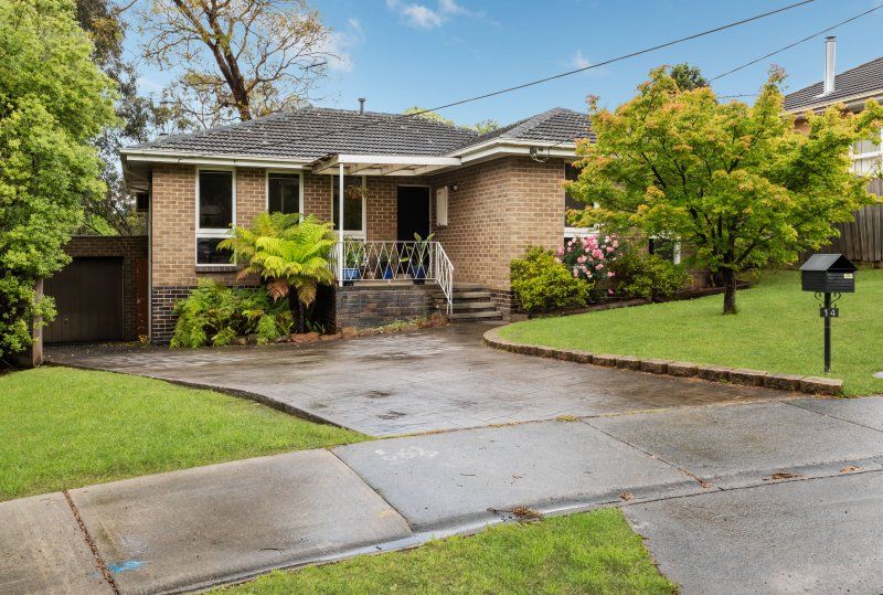 3 bedrooms House in 14 Benbow Crescent BORONIA VIC, 3155