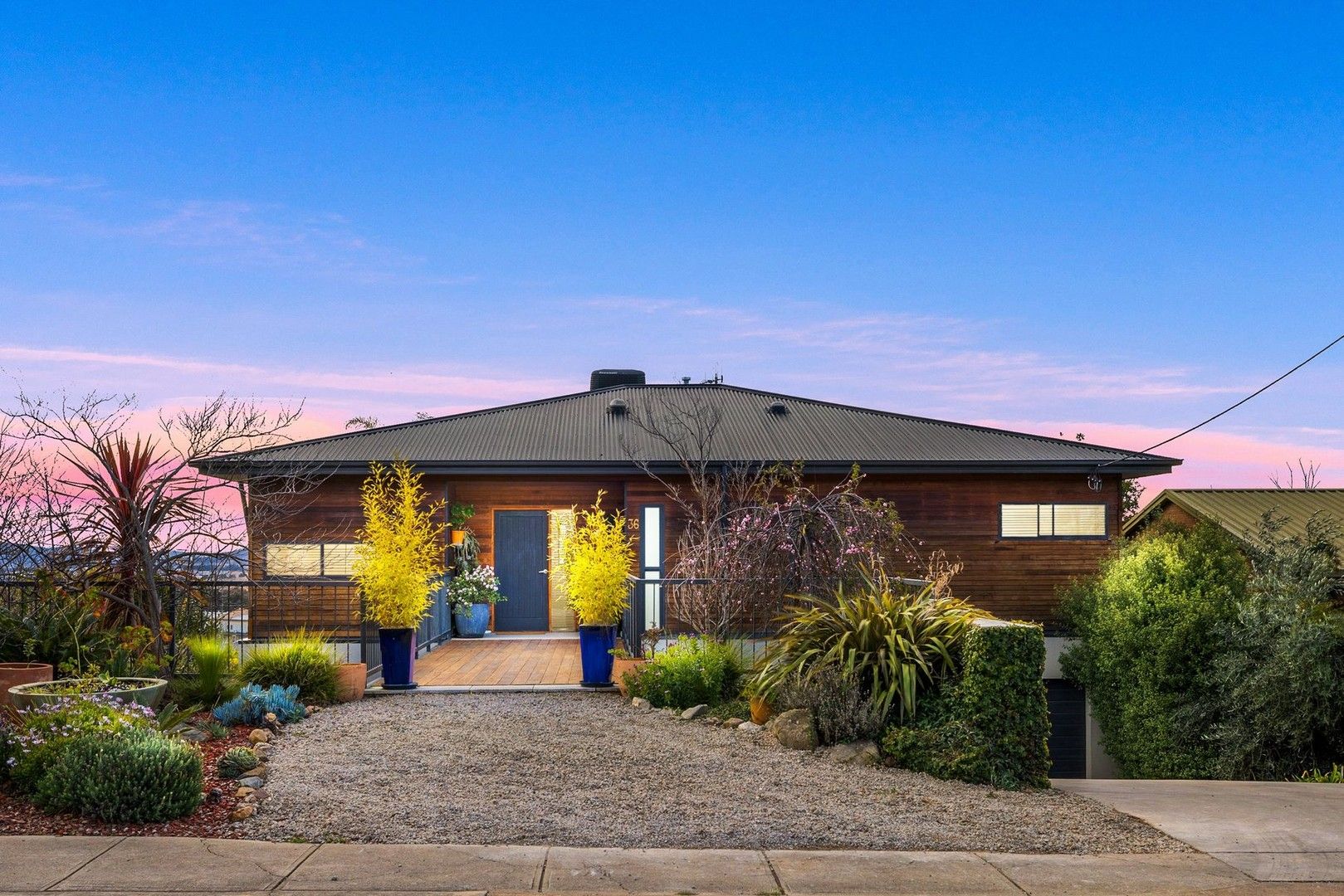 36 Bendora Avenue, Queanbeyan NSW 2620, Image 0