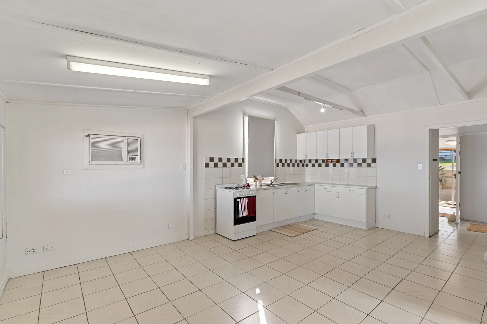 Additional image 11 of 29 Dalling Street, Port Broughton SA 5522