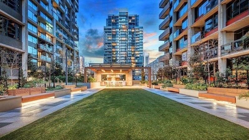 2 bedrooms Apartment / Unit / Flat in 4701/639 Lonsdale Street MELBOURNE VIC, 3000