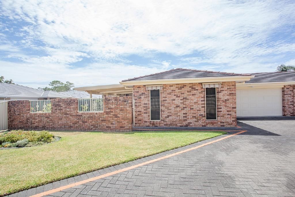 3 bedrooms Villa in RM 3-/3 MICHAELA PLACE FORSTER NSW, 2428