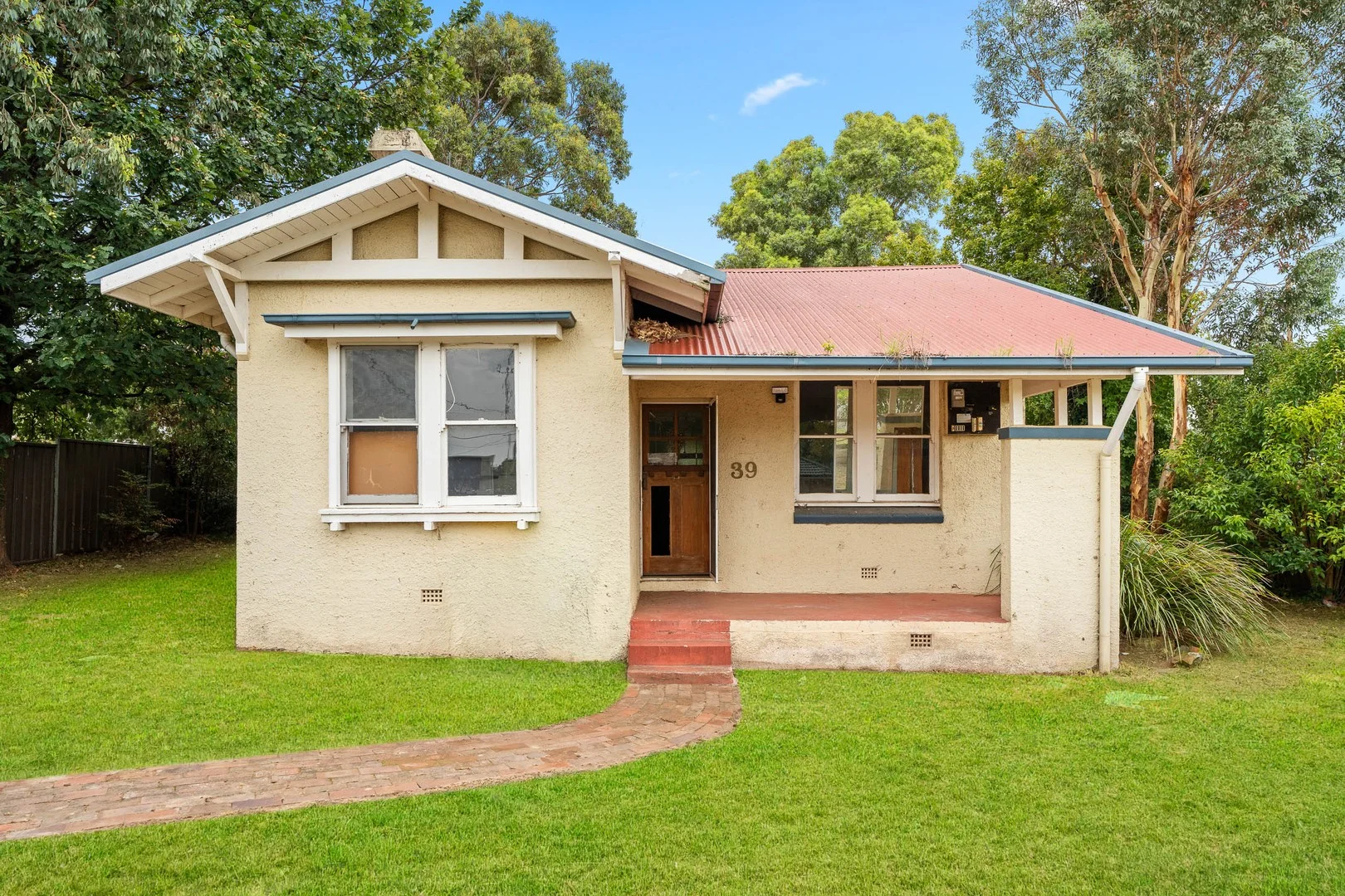 39 Buffalo Crescent North, Goulburn NSW 2580