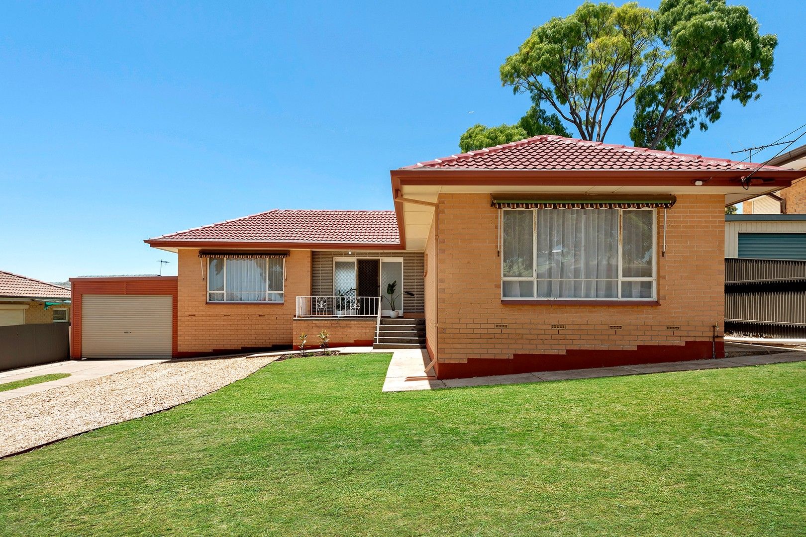 3 bedrooms House in 30 McMahon Avenue PARA HILLS SA, 5096