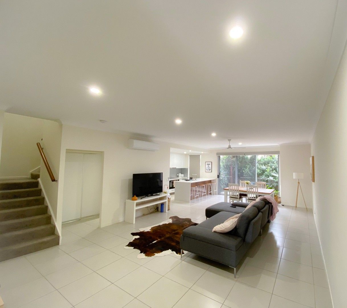 3 bedrooms Townhouse in 5/2 Waters Close HOPE ISLAND QLD, 4212
