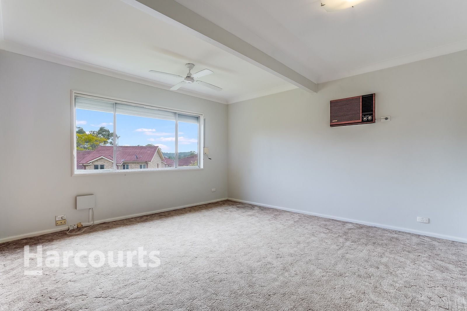 25 Grandview Dr, Campbelltown NSW 2560, Image 2