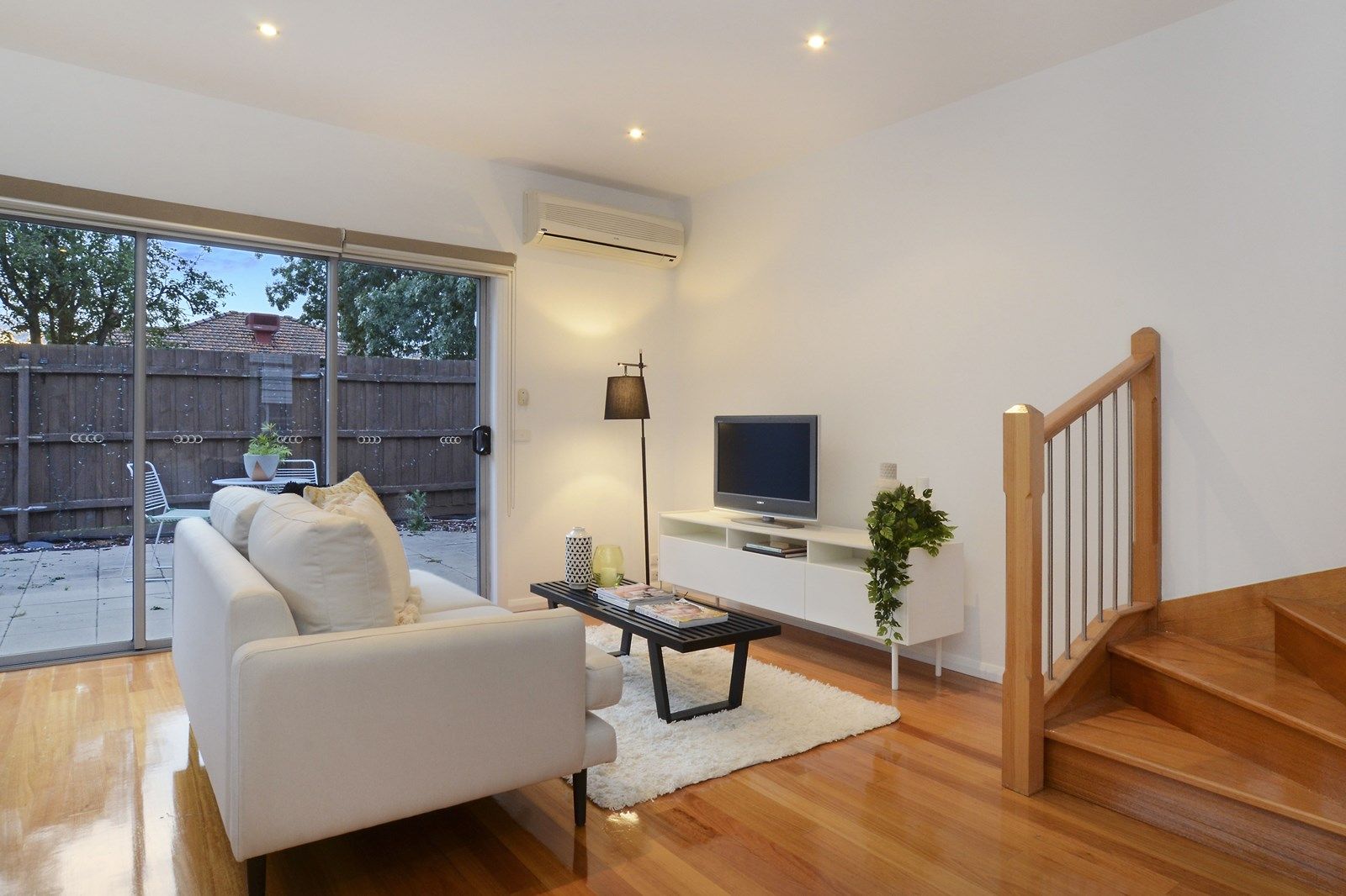 2/39 Station Road, Oak Park VIC 3046, Image 1