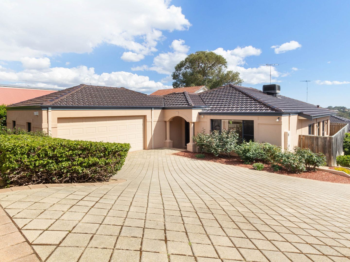 3 Maisie Crescent, Wembley Downs WA 6019, Image 2