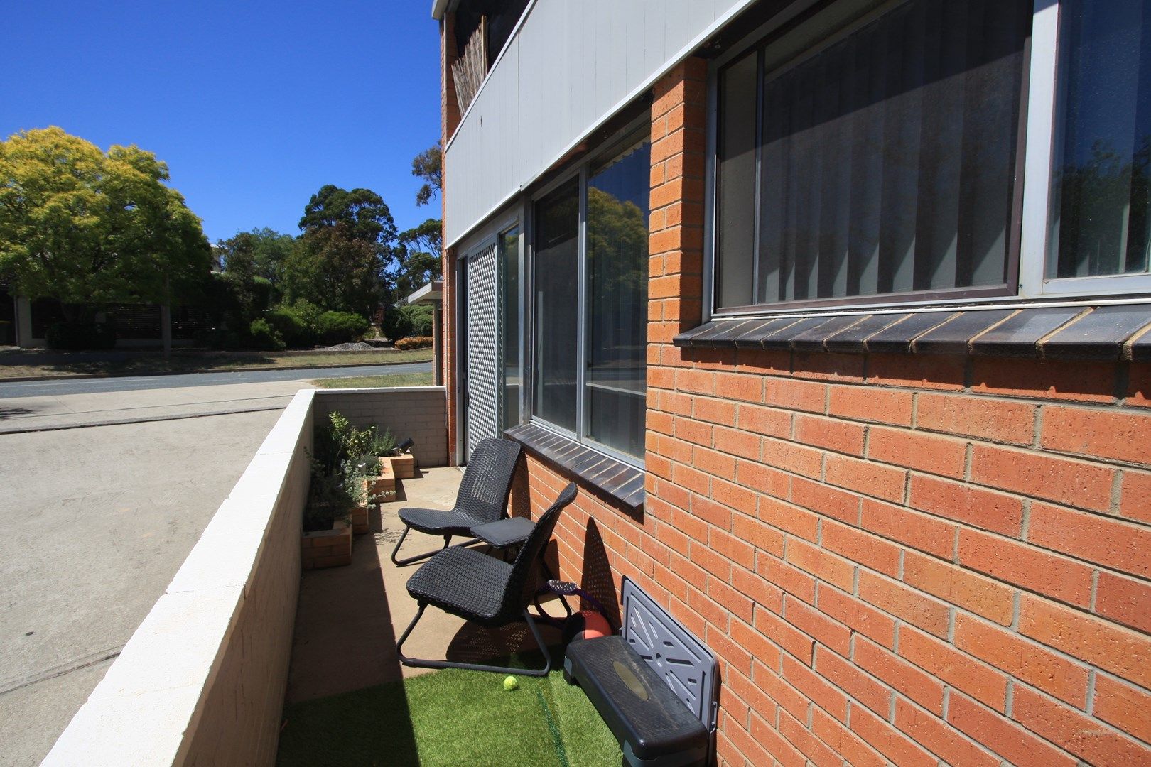 1 bedrooms Apartment / Unit / Flat in 1/10 Longerenong St FARRER ACT, 2607