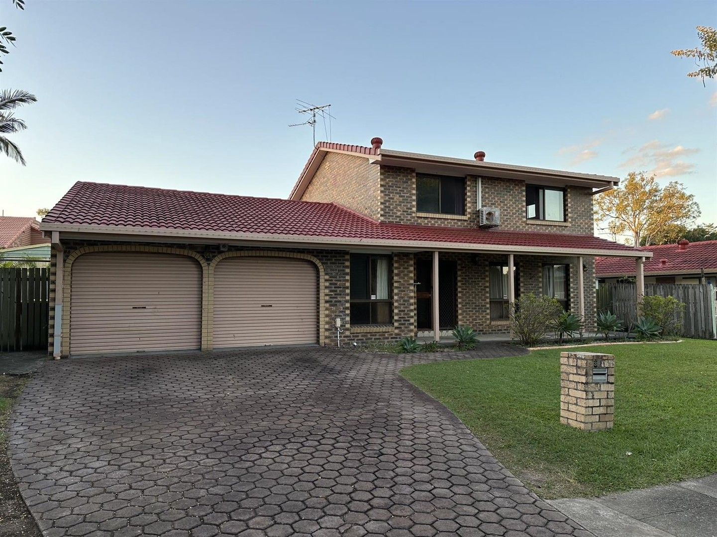 39 HOLLYWOOD STREET, Runcorn QLD 4113 House For Rent Domain