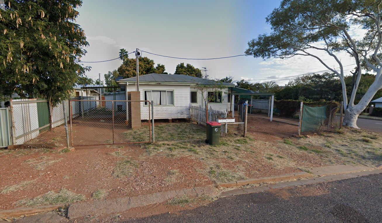 5 bedrooms Block of Units in 3 THIRTEENTH AVENUE MOUNT ISA QLD, 4825
