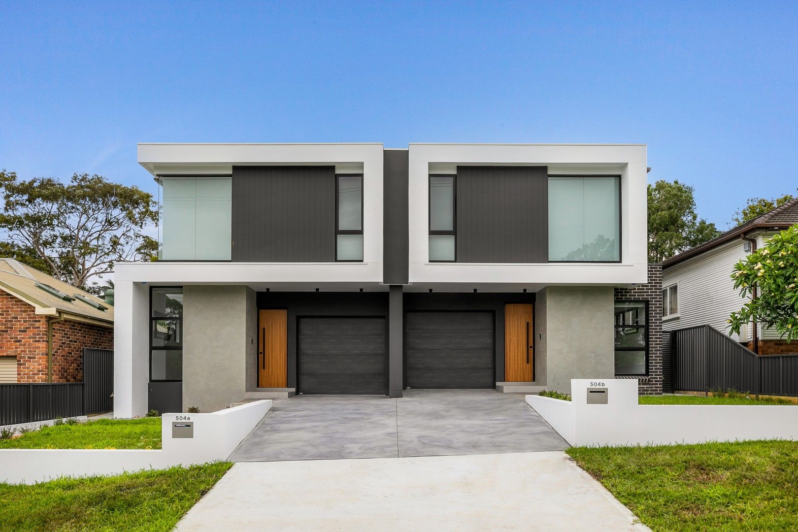5 bedrooms Semi-Detached in 504A The Boulevarde KIRRAWEE NSW, 2232