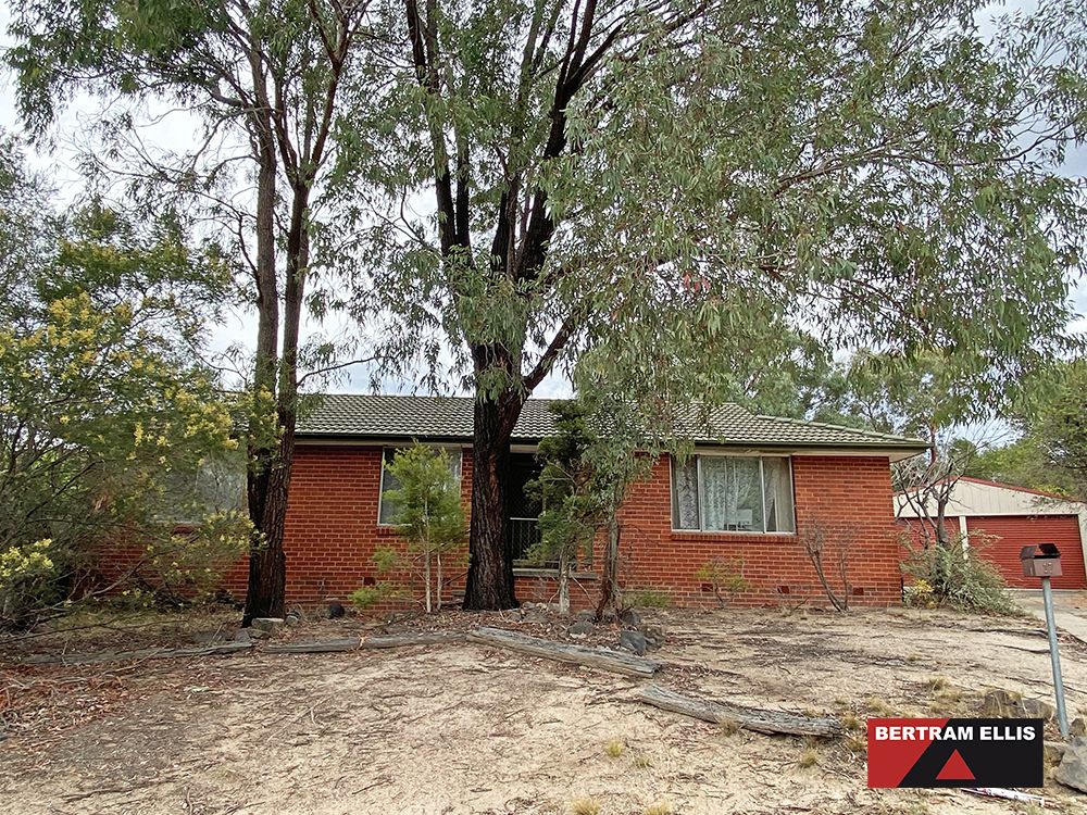 3 bedrooms House in 17 Burgan Place RIVETT ACT, 2611