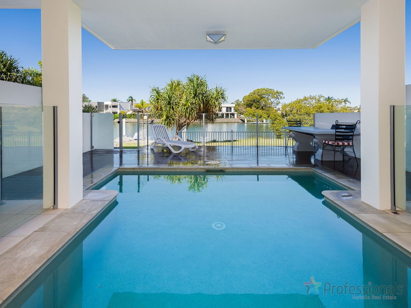 3/10-12 Ray Street, Runaway Bay QLD 4216, Image 1