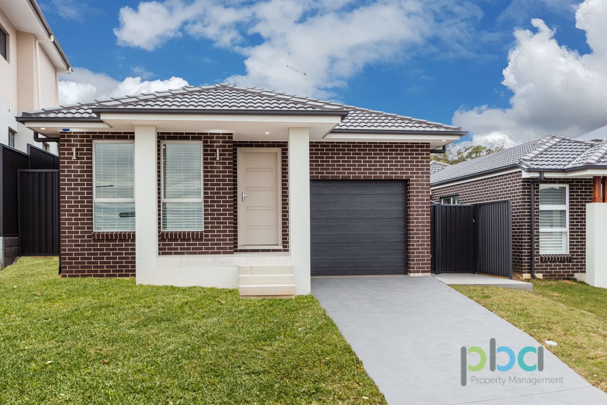 4 bedrooms House in 164 Mustang Ave BOX HILL NSW, 2765