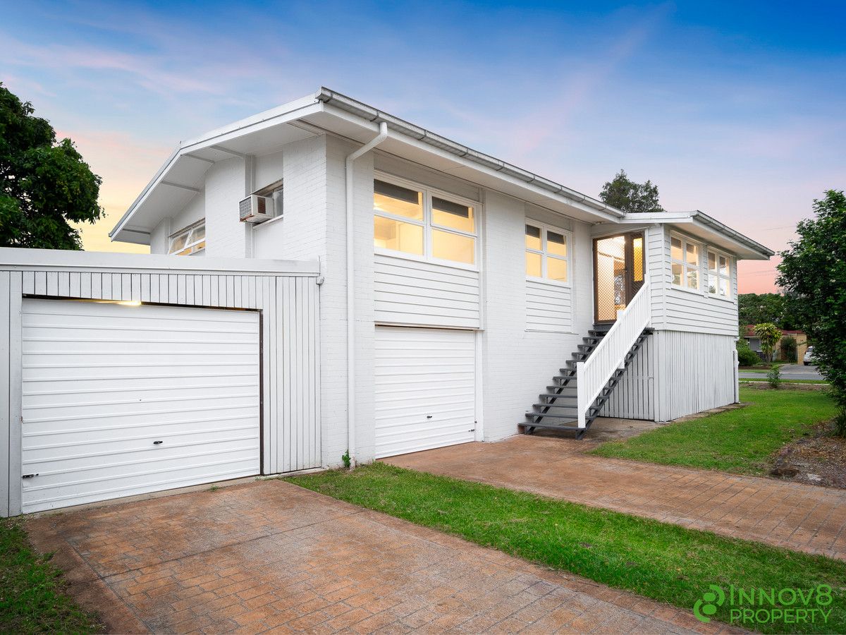 4 bedrooms House in 17 Windrest Street STRATHPINE QLD, 4500