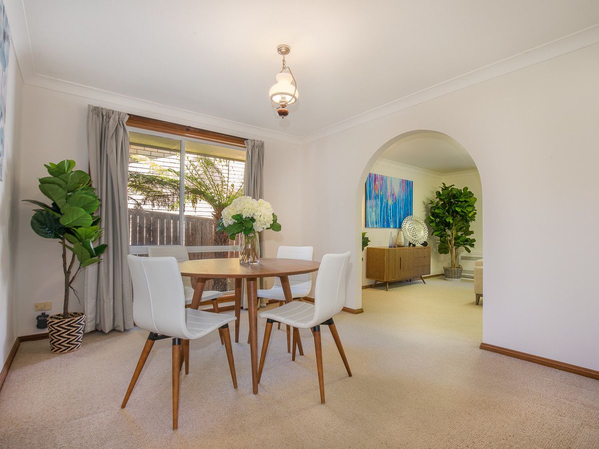 34 Valley Drive, Mollymook NSW 2539, Image 2