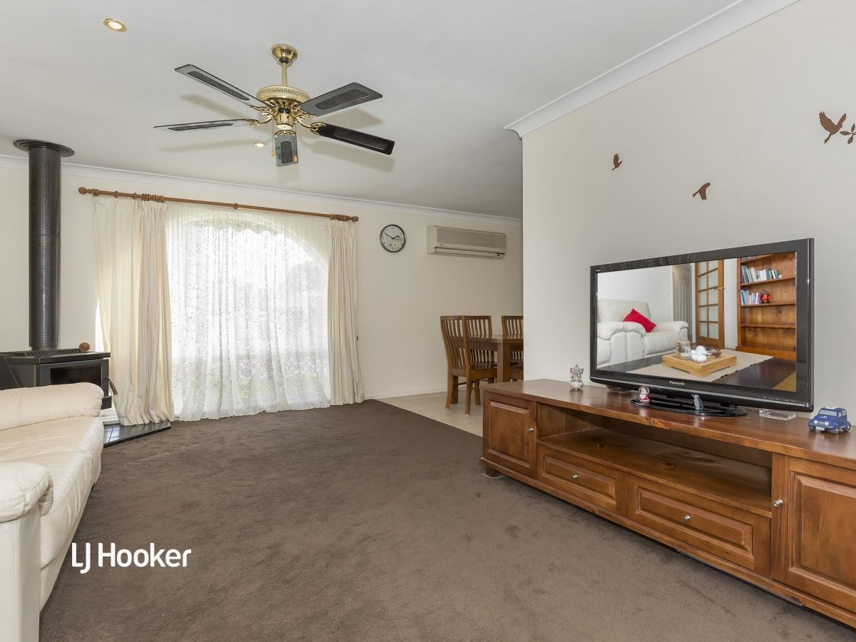 25 Saturn Crescent, Modbury North SA 5092, Image 2