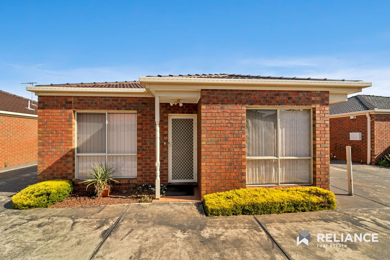 2/1 Beaumont Court, Sydenham VIC 3037