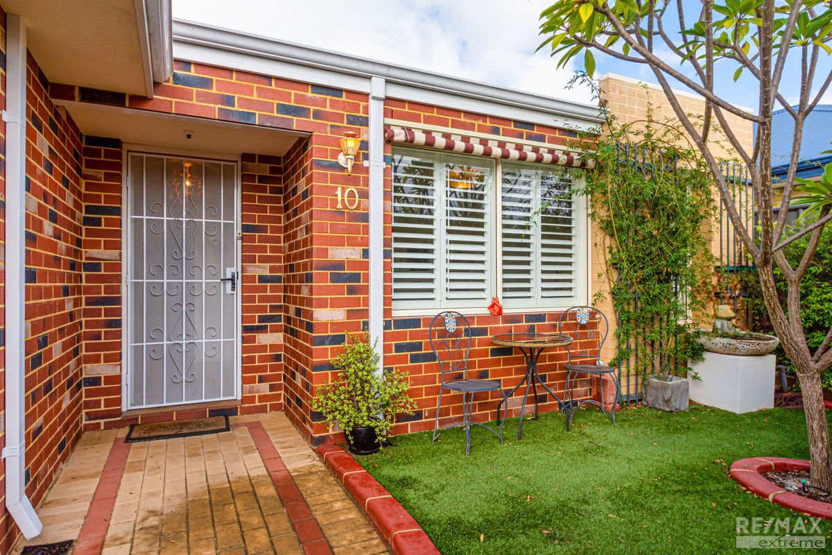 10 Bahama Way, Banksia Grove WA 6031, Image 1