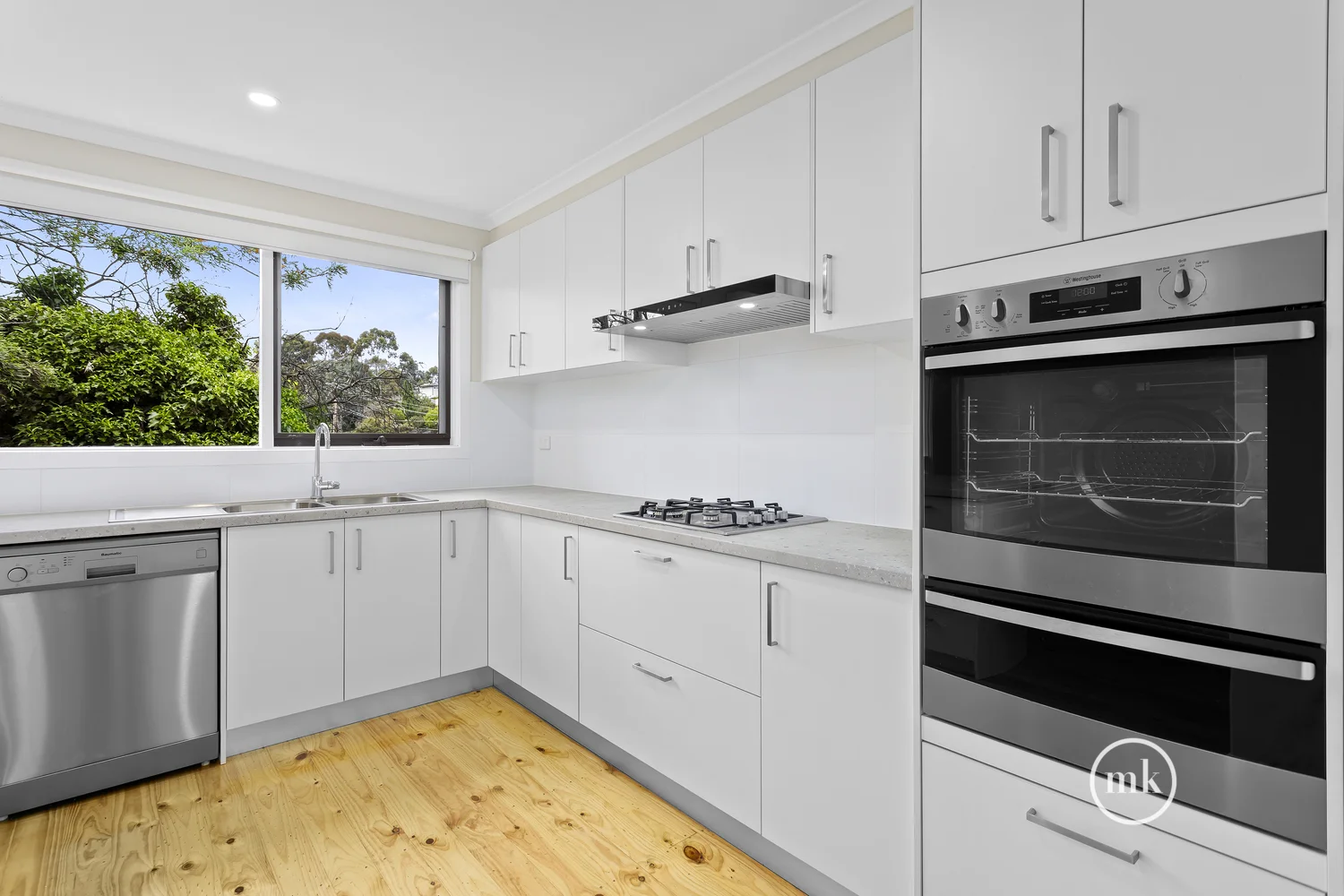 Additional image 2 of 3/38 Fernside Avenue, Briar Hill VIC 3088