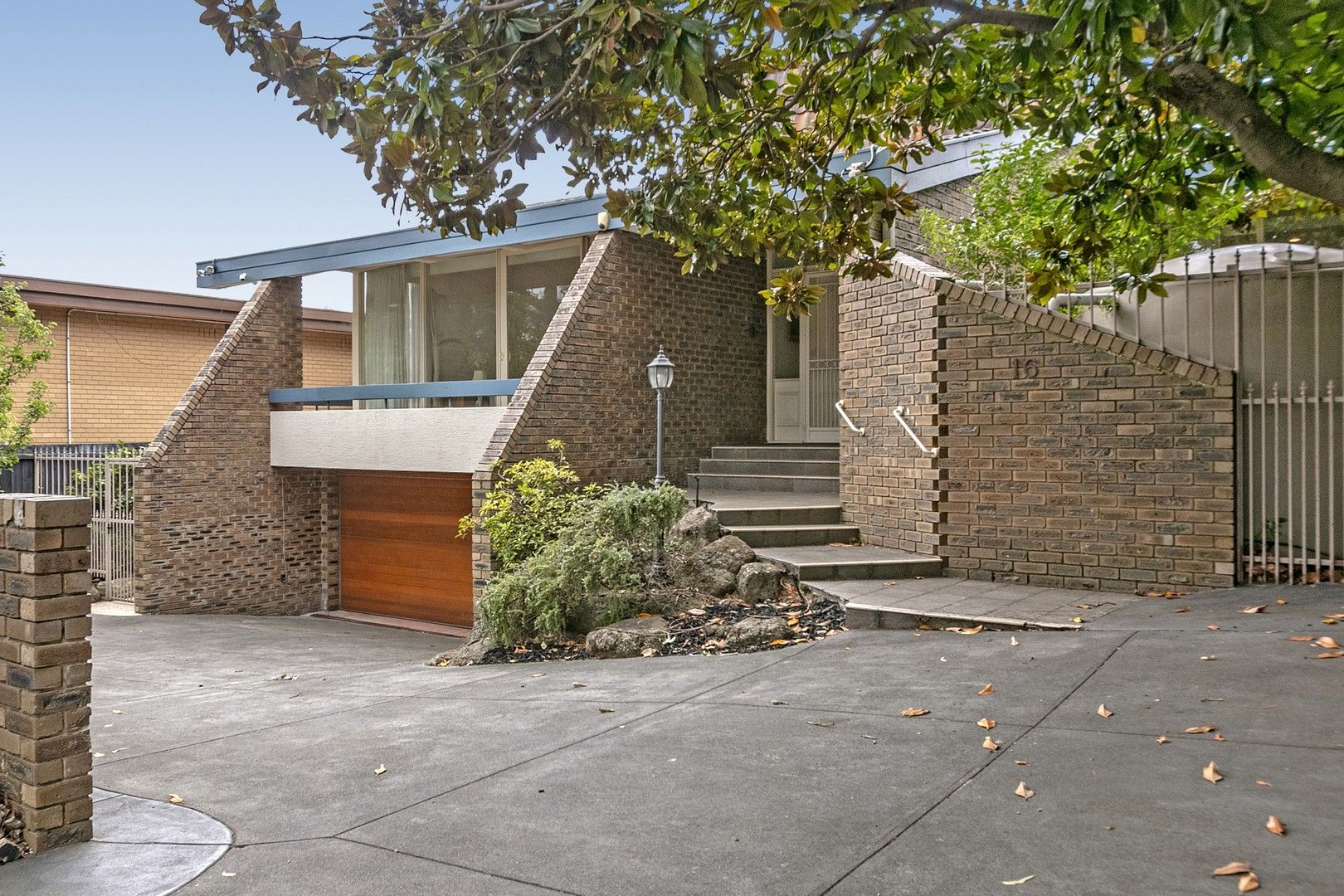 16 Olinda Street, Caulfield South VIC 3162, Image 0