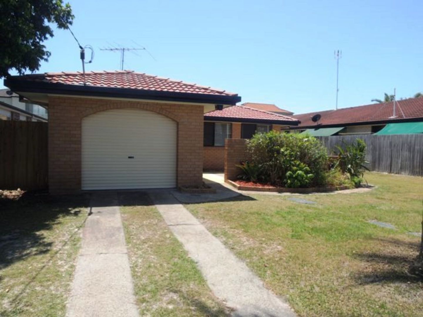 33 Bruce Avenue, Paradise Point QLD 4216, Image 1